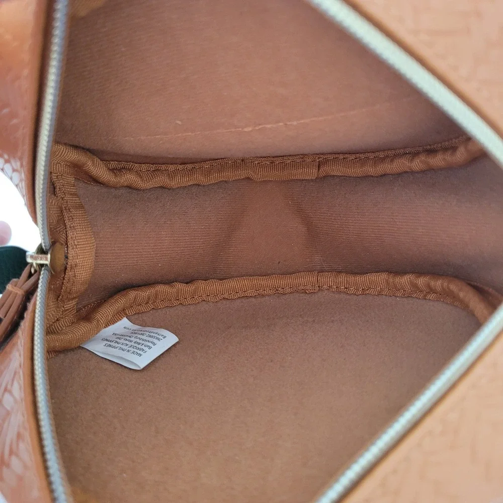 Bath & Body Works Coconut Cosmetic Bag Brown Faux Leather Wristlet Pouch Novelty